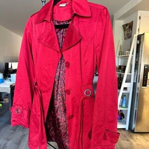 Chic Scarlet Women's Trench Coat